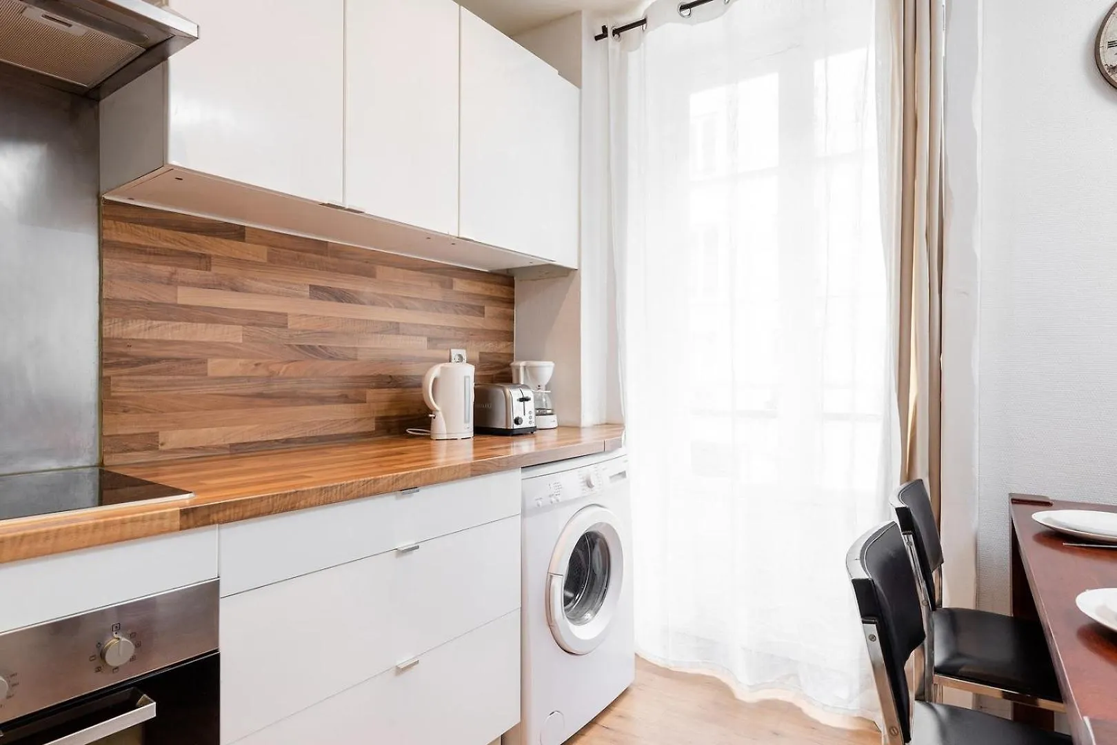 Bnbnook - Elegant 1Br Near Champ De Mars & Eiffel Paris 0*,  France